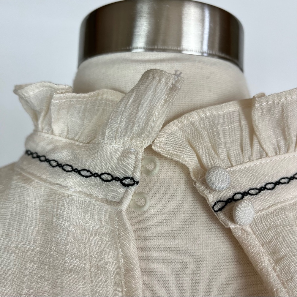 Mine Ruffled Embroidered Top - Picture 9 of 16